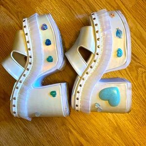 🐳Customized Demonia platform camel heel shoes🐳